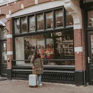 Hotel Boutique First, La Haye